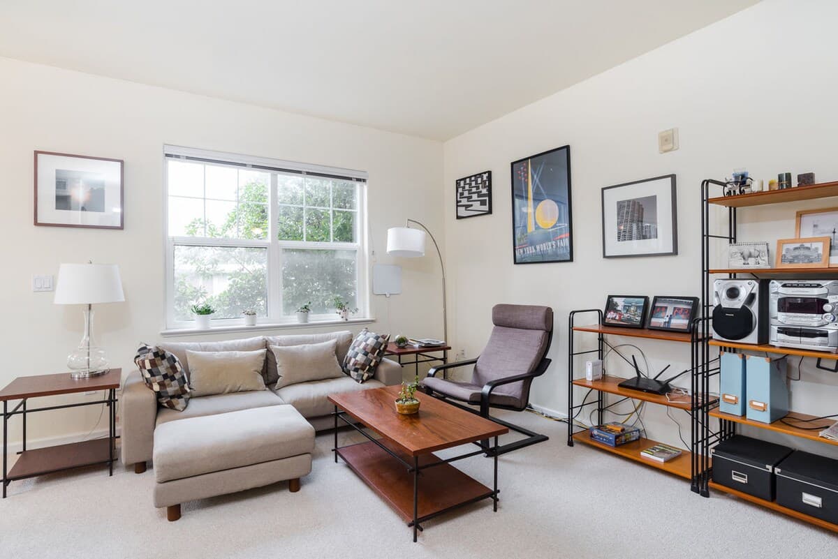 Condo in Palo Alto · ★4.86 · 2 bedrooms · 2 beds · 2 baths - Image 16