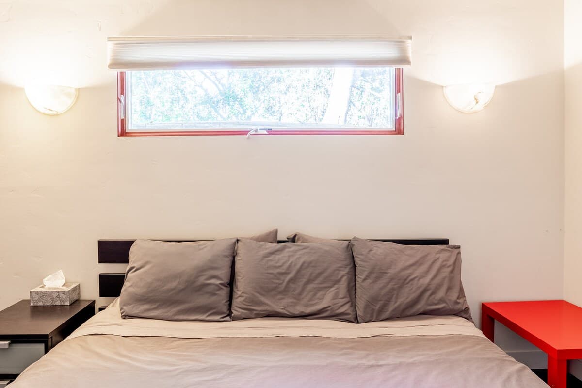 Guesthouse in Palo Alto · ★5.0 · 2 bedrooms · 2 beds · 1.5 baths - Image 33