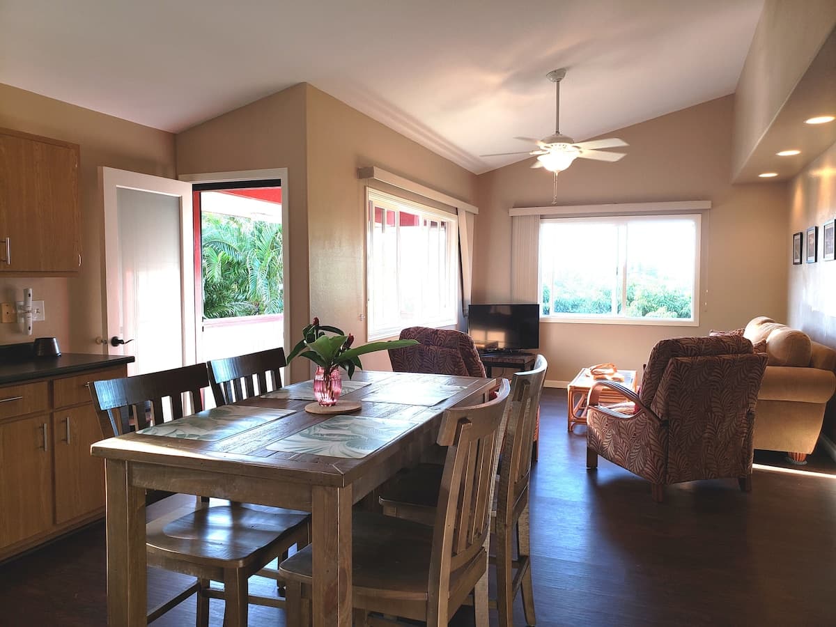 Private Country Cottage, Ocean View, A/C, Hana Hwy - Image 11