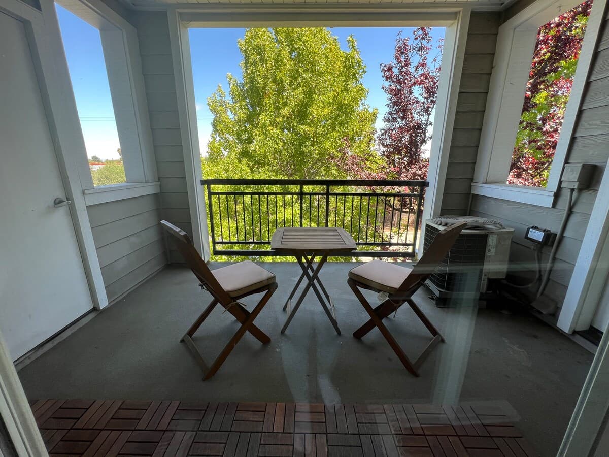Condo in East Palo Alto · ★4.89 · 1 bedroom · 1 bed · 1 bath - Image 33
