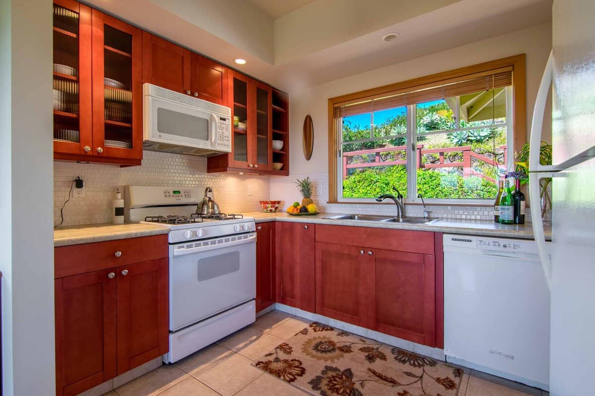 Home in Haiku-Pauwela · ★4.91 · 2 bedrooms · 3 beds · 1 bath - Image 16