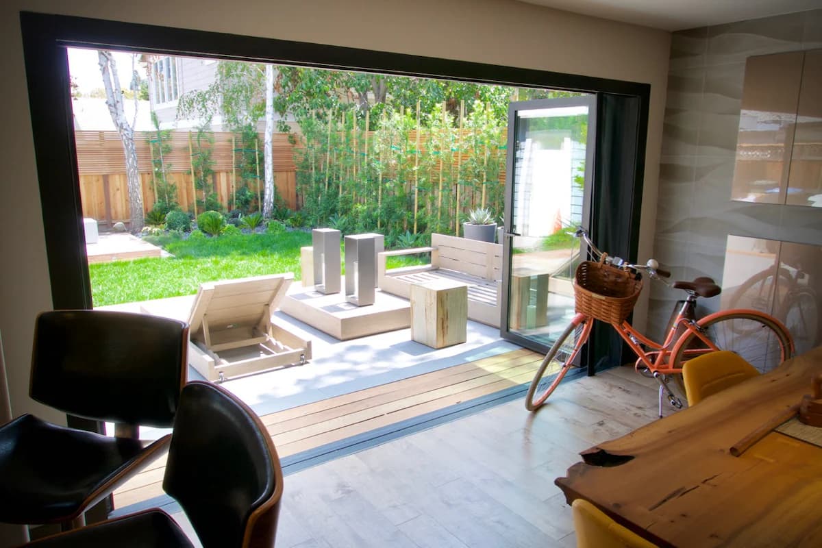 Home in Palo Alto · ★4.95 · 3 bedrooms · 3 beds · 3 baths - Image 36