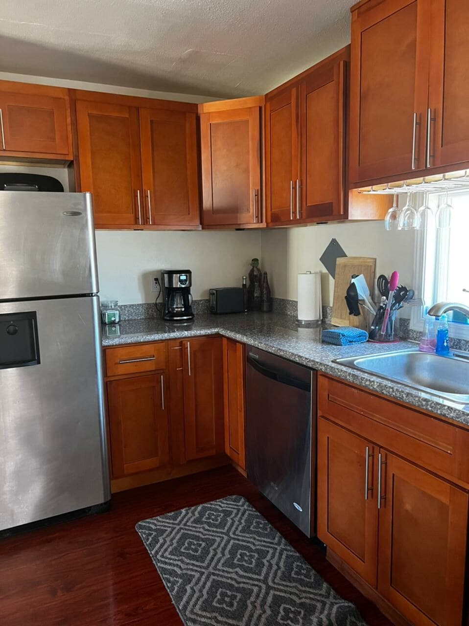 Guesthouse in Redwood City · ★4.57 · 2 bedrooms · 4 beds · 1 bath - Image 7