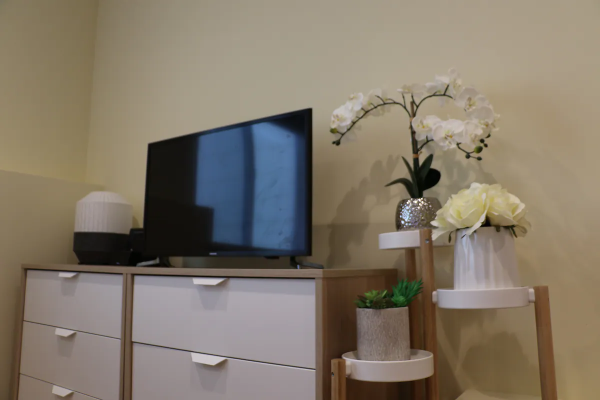 KT Home with Garage Parking - Photo 11