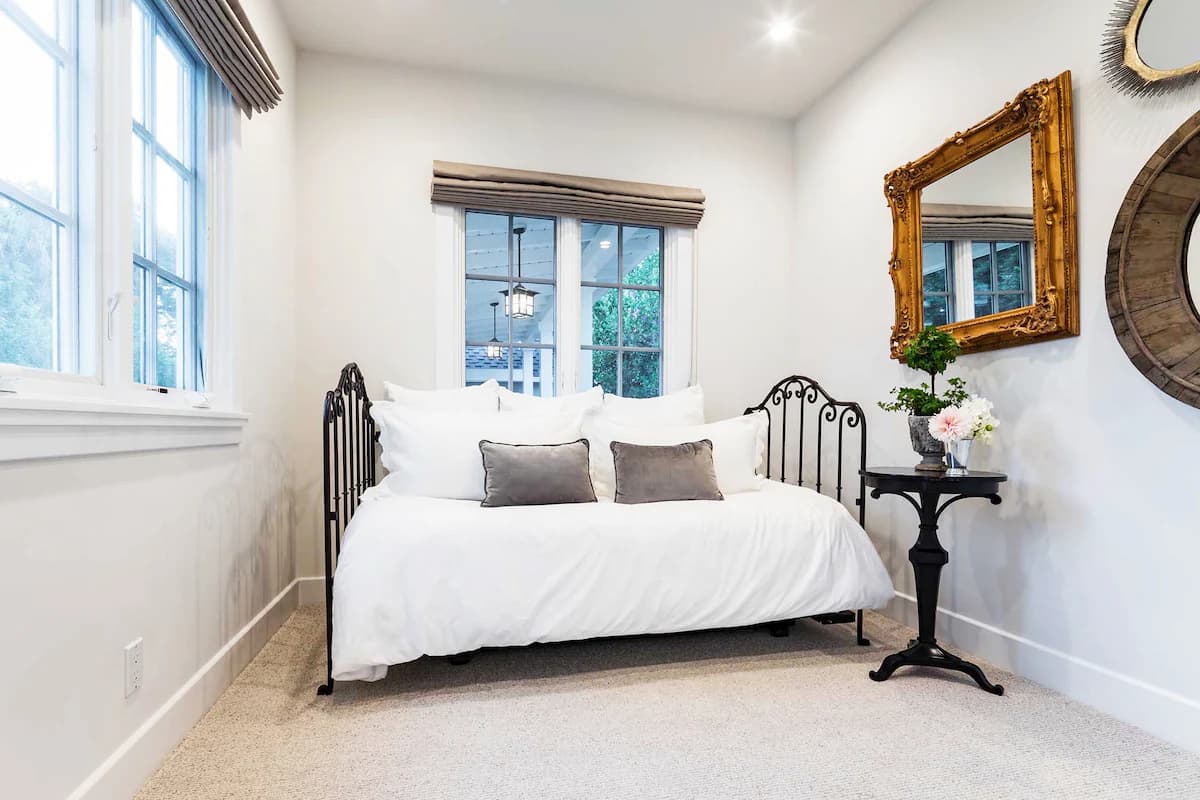 Home in Palo Alto · ★5.0 · 4 bedrooms · 4 beds · 3 baths - Image 11