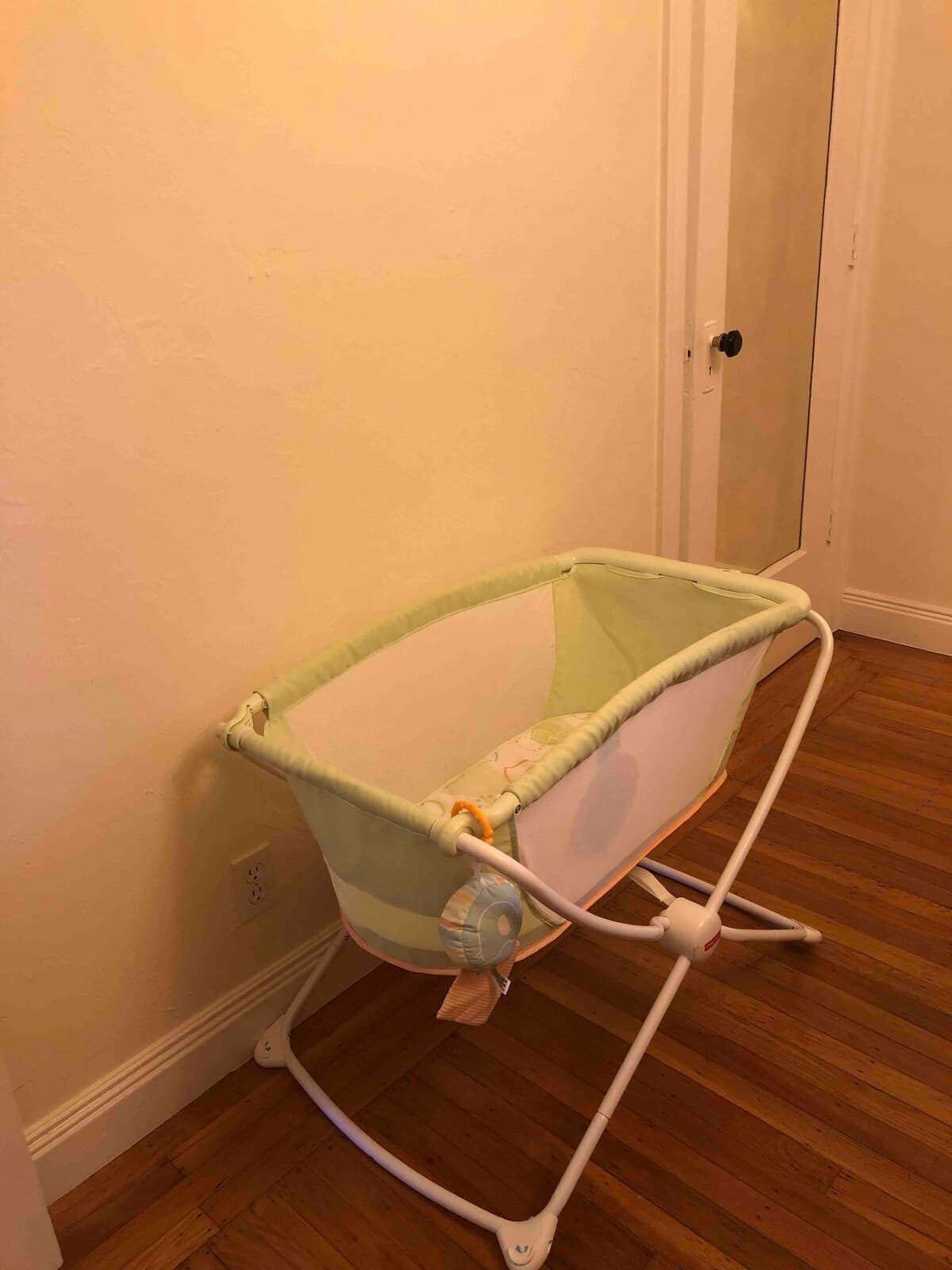 Home in Palo Alto · ★4.8 · 2 bedrooms · 3 beds · 1 bath - Image 13