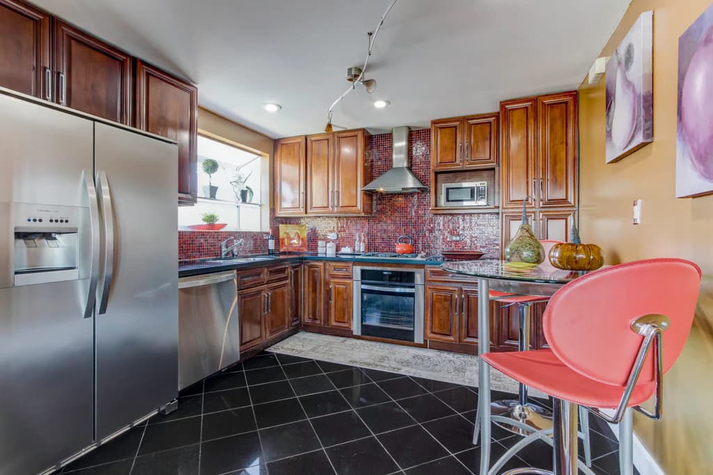 Stylish Mission/Castro Home with Skyline View - Photo 8