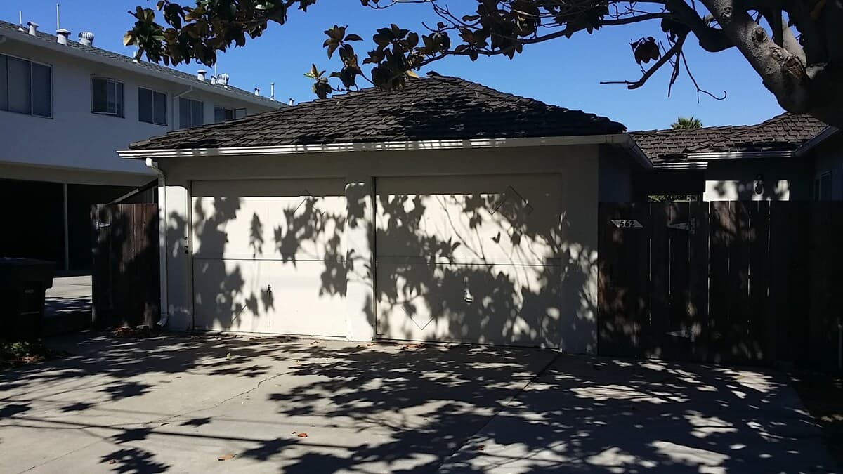 Private Courtyard Oasis, Pets OK, Near Caltrain - Photo 14