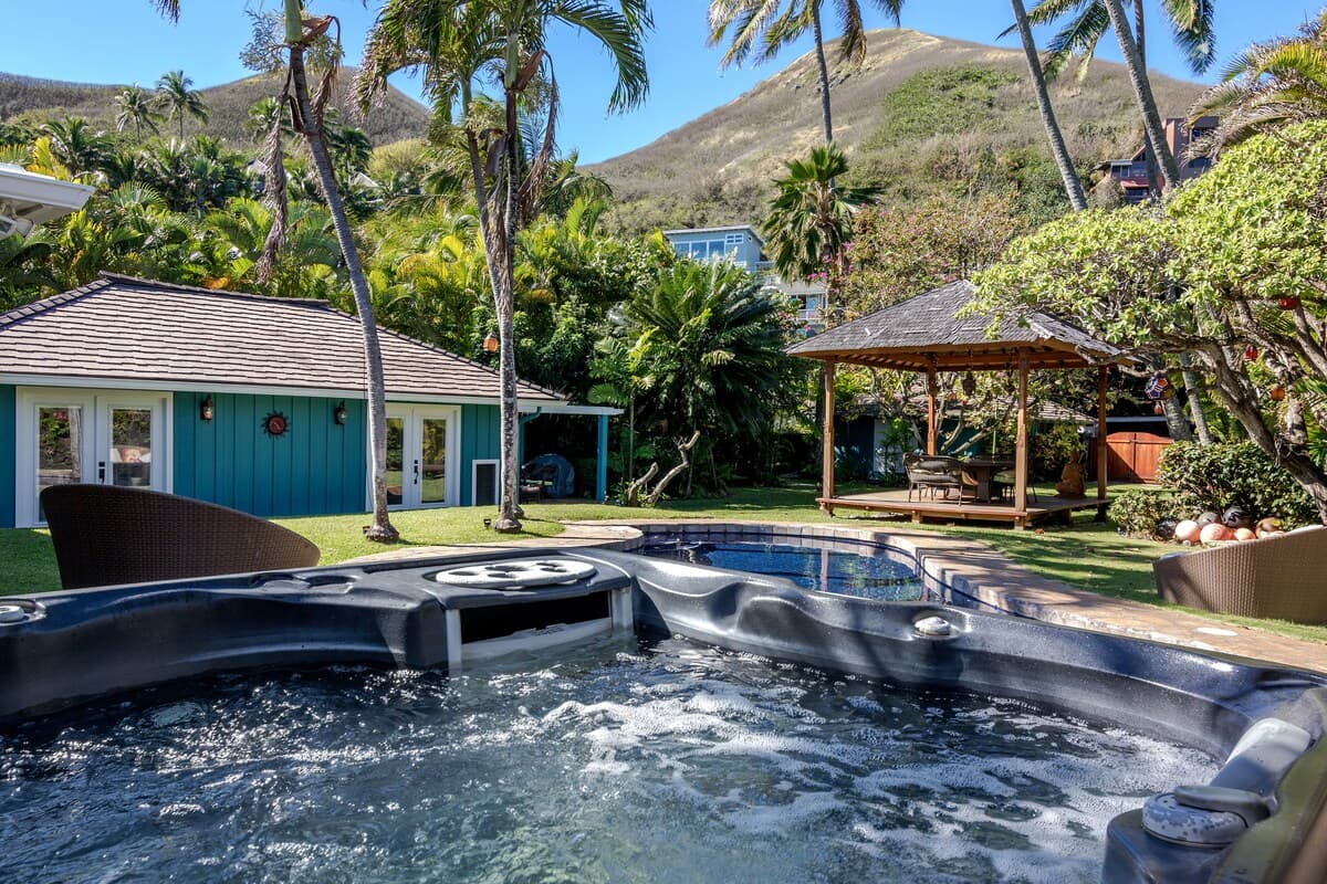 Home in Kailua · ★4.97 · 4 bedrooms · 4 beds · 3 baths - Image 14