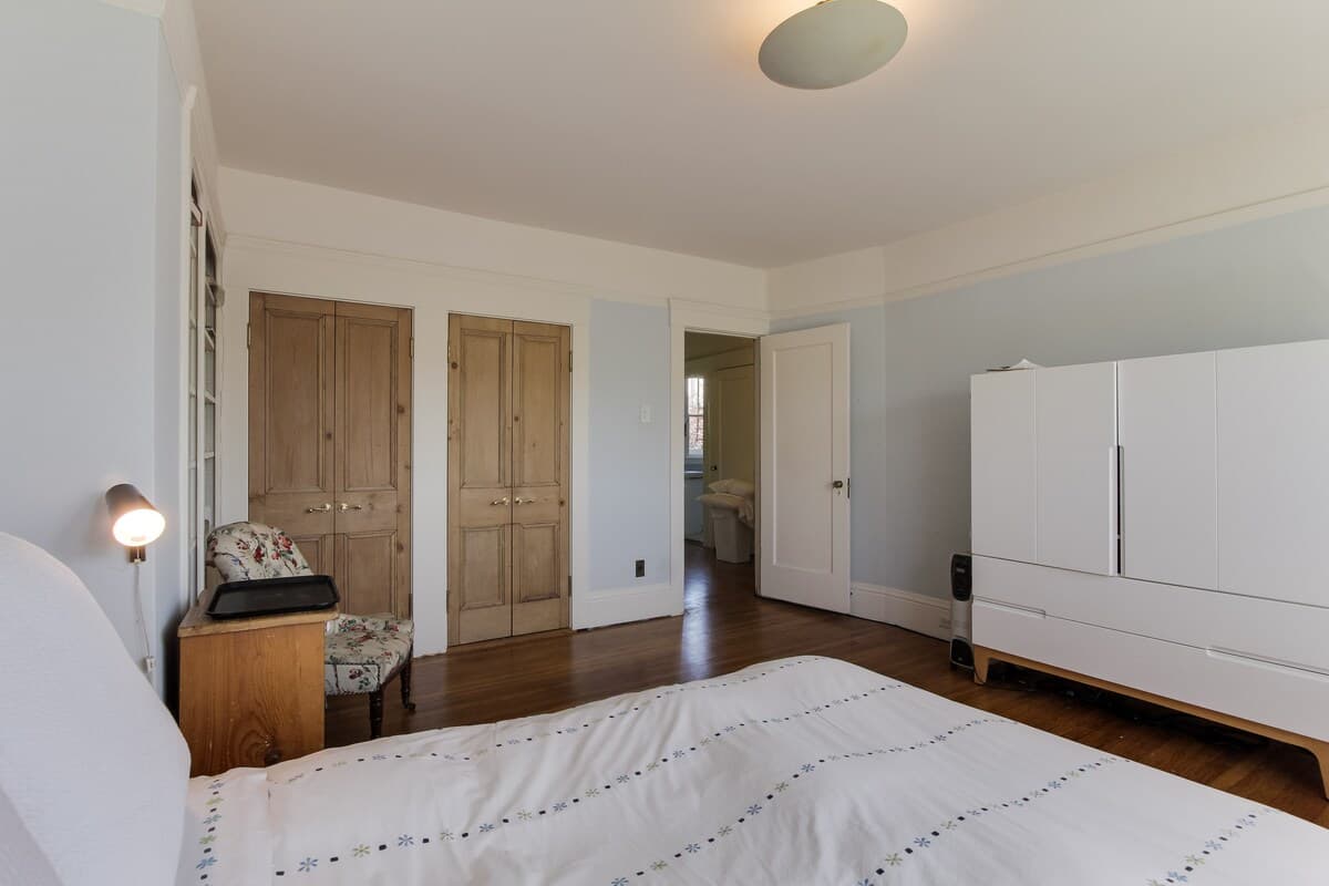 Arts & Crafts Home, Huge Garden, Prime SF - Photo 17