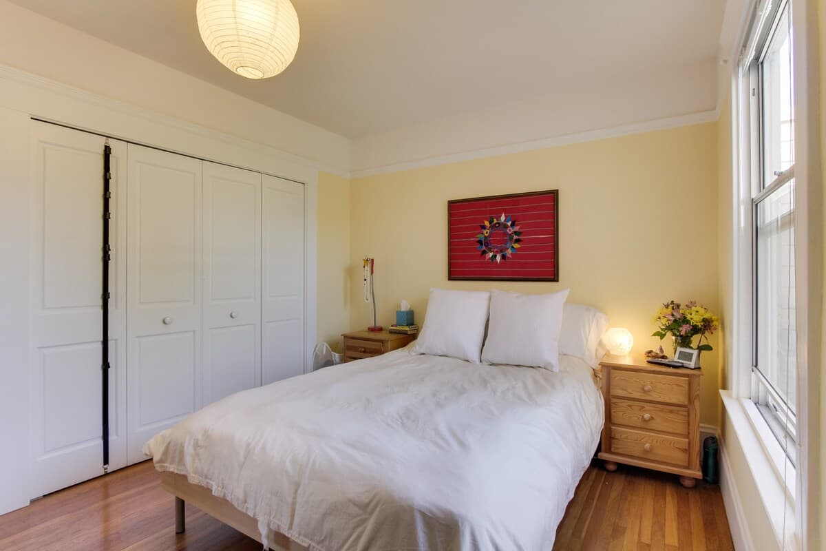 Arts & Crafts Home, Huge Garden, Prime SF - Photo 20