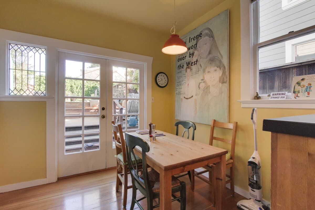 Arts & Crafts Home, Huge Garden, Prime SF - Photo 11