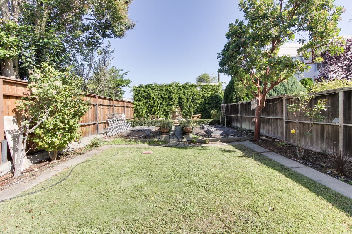 Arts & Crafts Home, Huge Garden, Prime SF - Photo 30