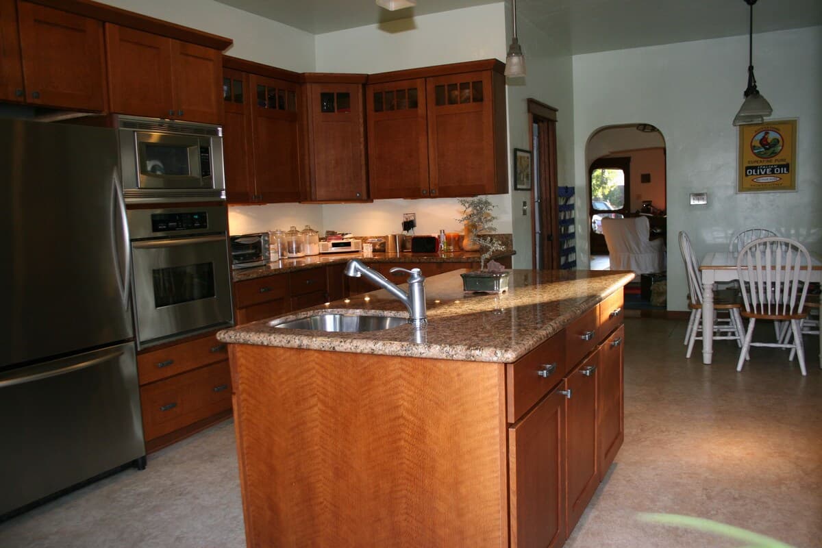 Home in Mountain View · ★5.0 · 2 bedrooms · 4 beds · 2 baths - Image 8