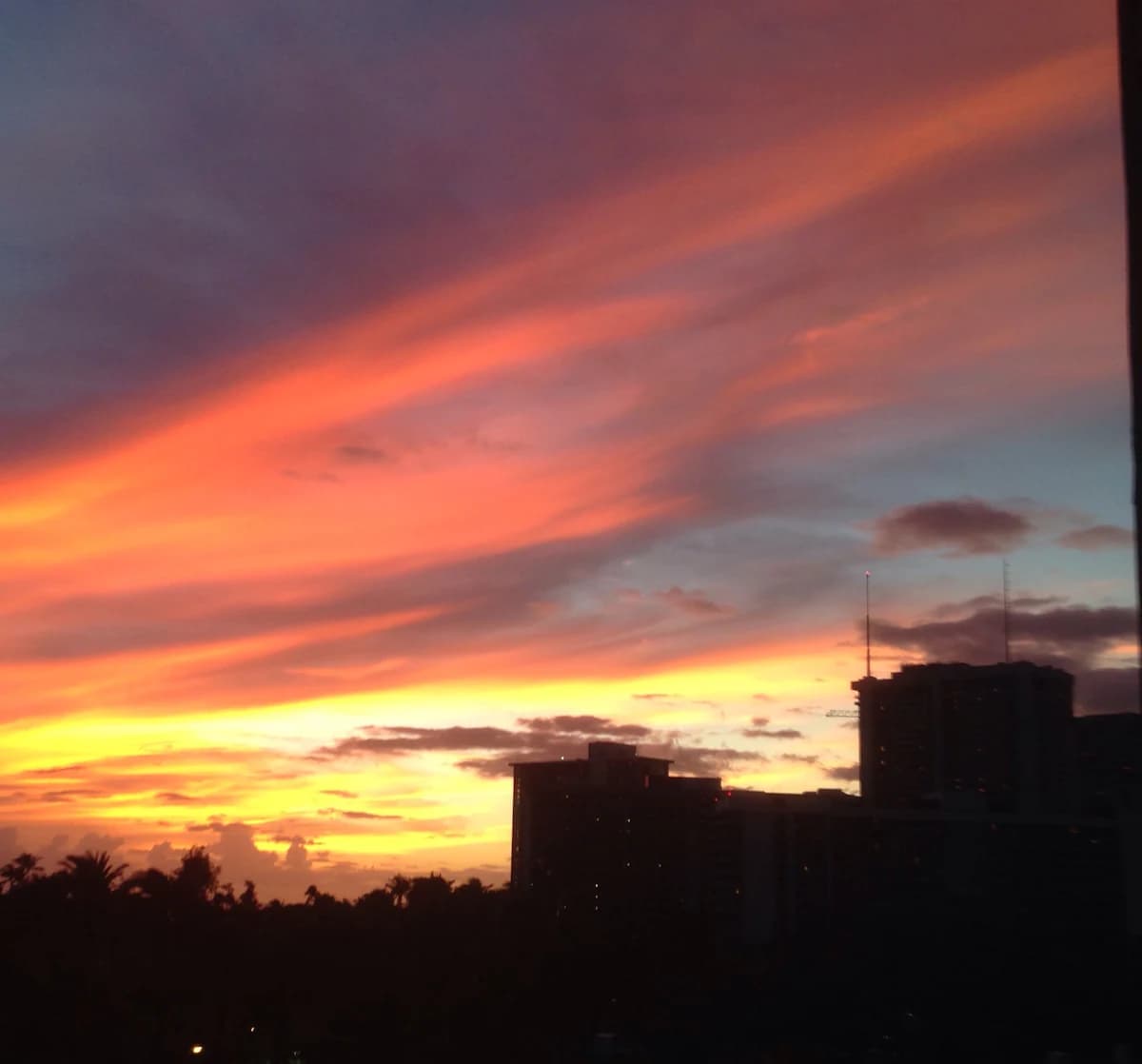 Sunsets at The Niihau - Image 20