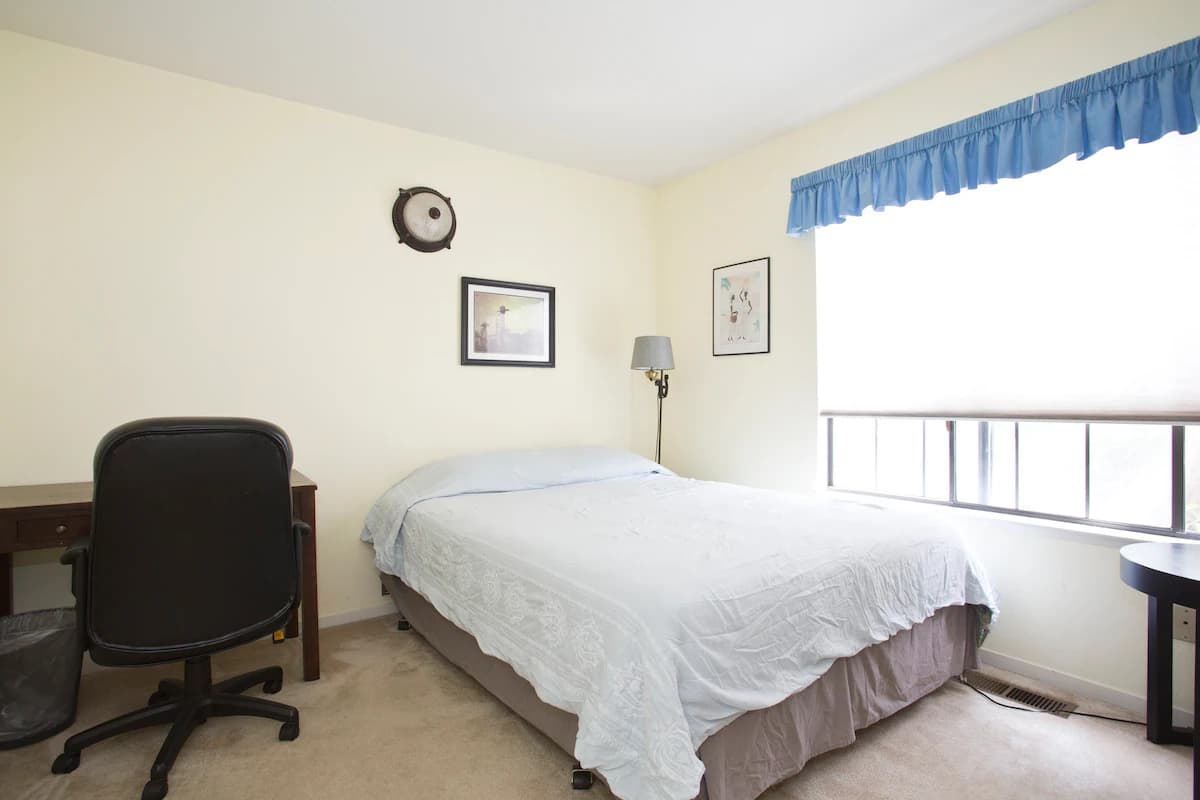 3BR Near Facebook & Google, No Pets/Smoking - Photo 8