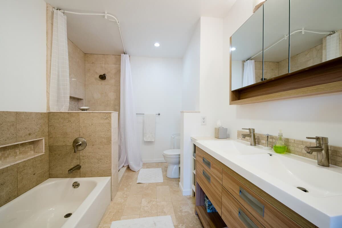 King Bed, Private Patio & Parking, SF Center - Photo 36