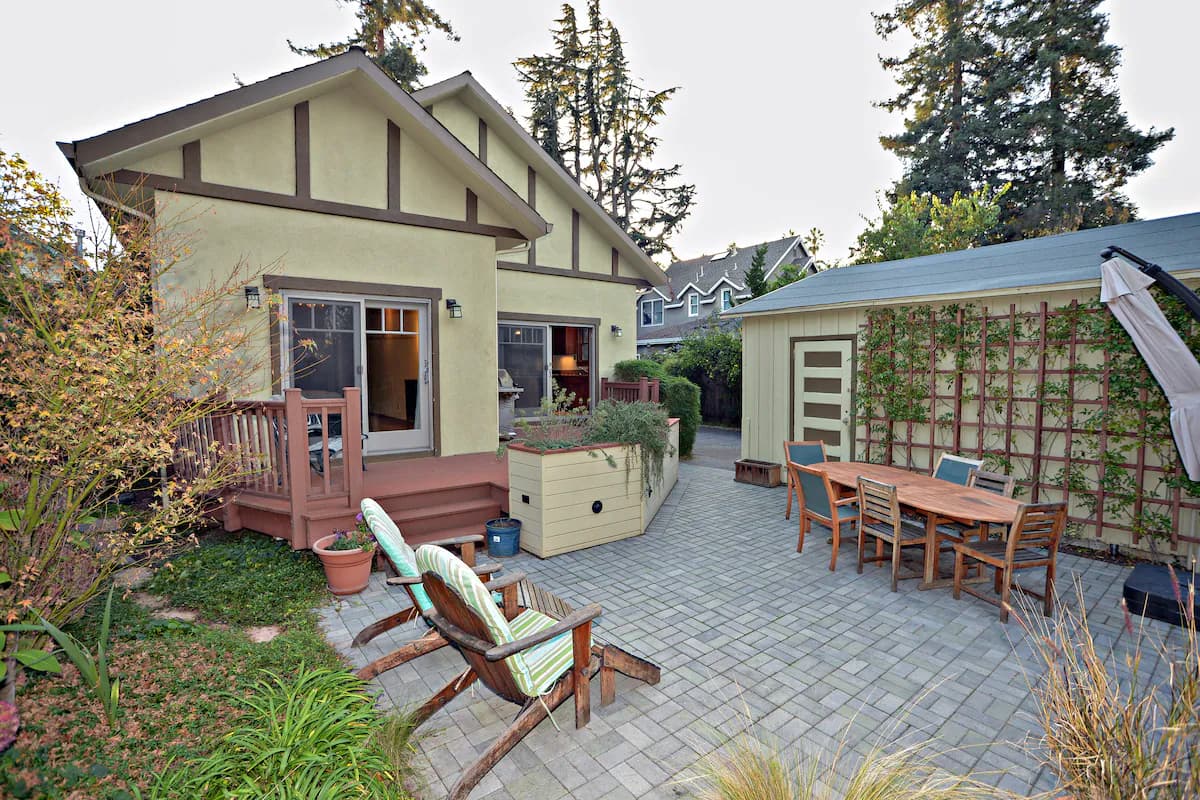 Home in Mountain View · ★5.0 · 2 bedrooms · 4 beds · 2 baths - Image 22