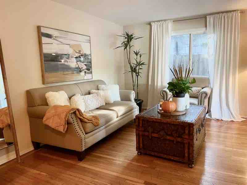 Home in Palo Alto · ★4.77 · 5 bedrooms · 7 beds · 2 baths - Image 3