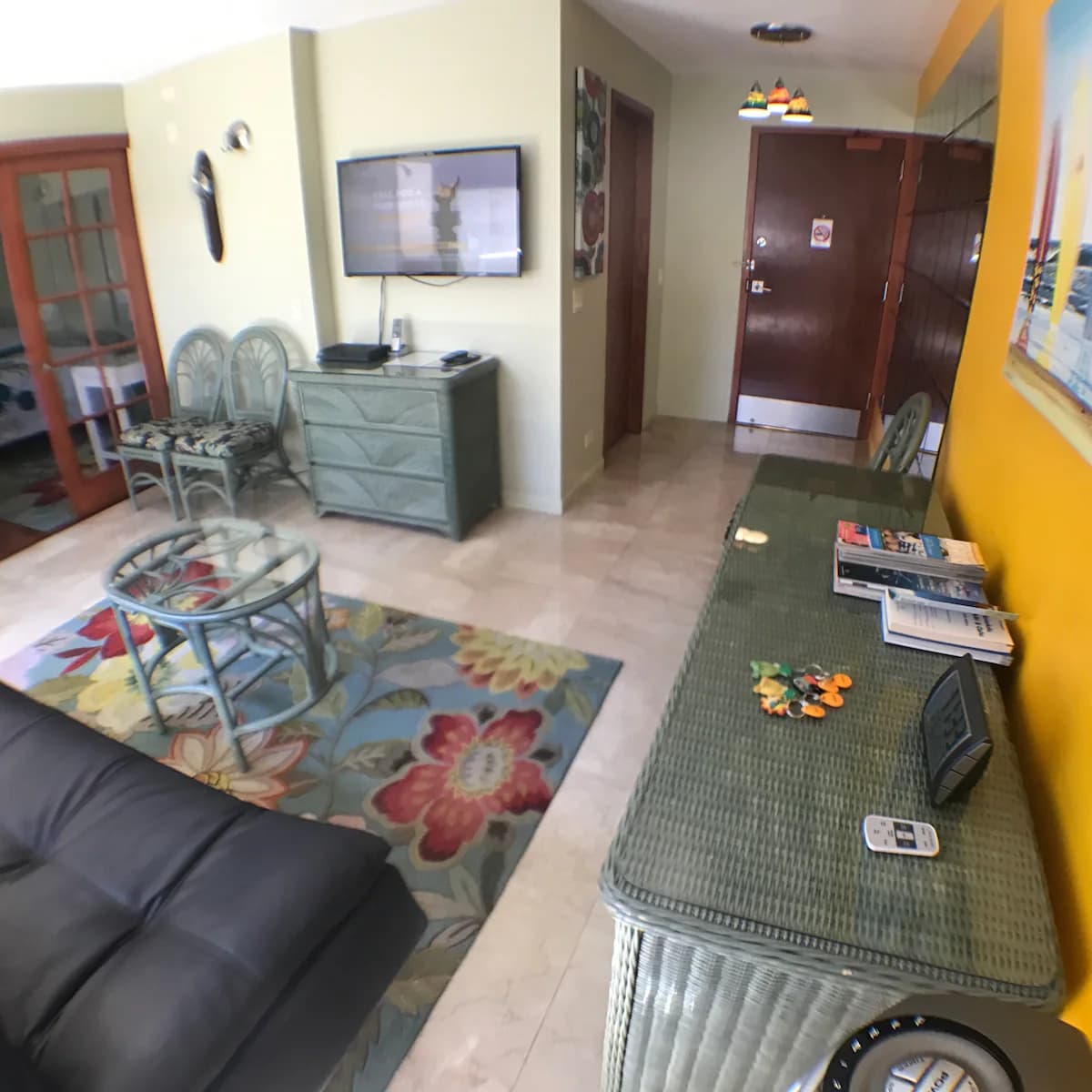 Condo in Honolulu · ★4.88 · 1 bedroom · 3 beds · 1 bath - Image 7