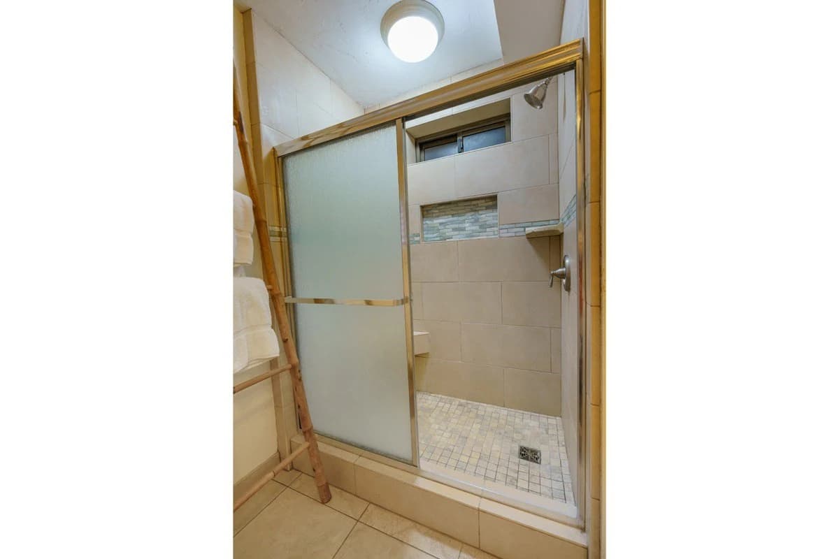 Condo in Koloa · ★4.89 · 2 bedrooms · 3 beds · 2 baths - Image 12