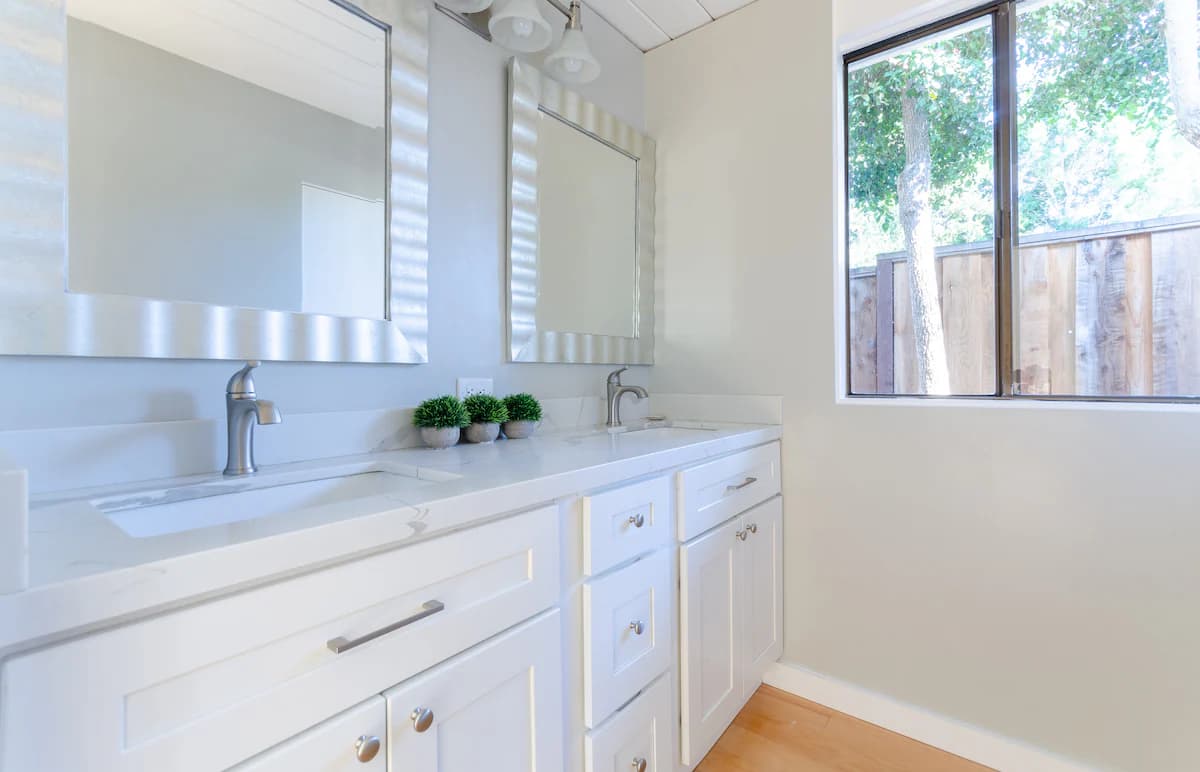Home in Palo Alto · ★5.0 · 5 bedrooms · 6 beds · 3 baths - Image 24