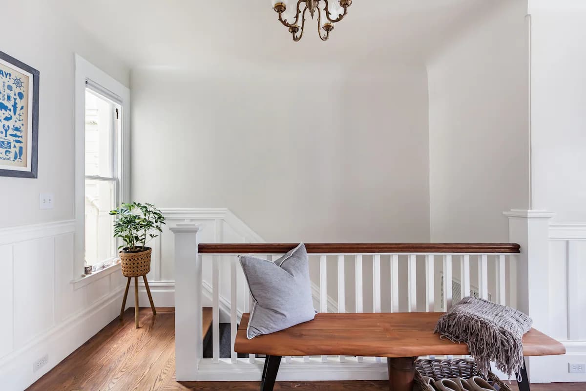 Sun-Filled Victorian Flat Near Market Street - Photo 34
