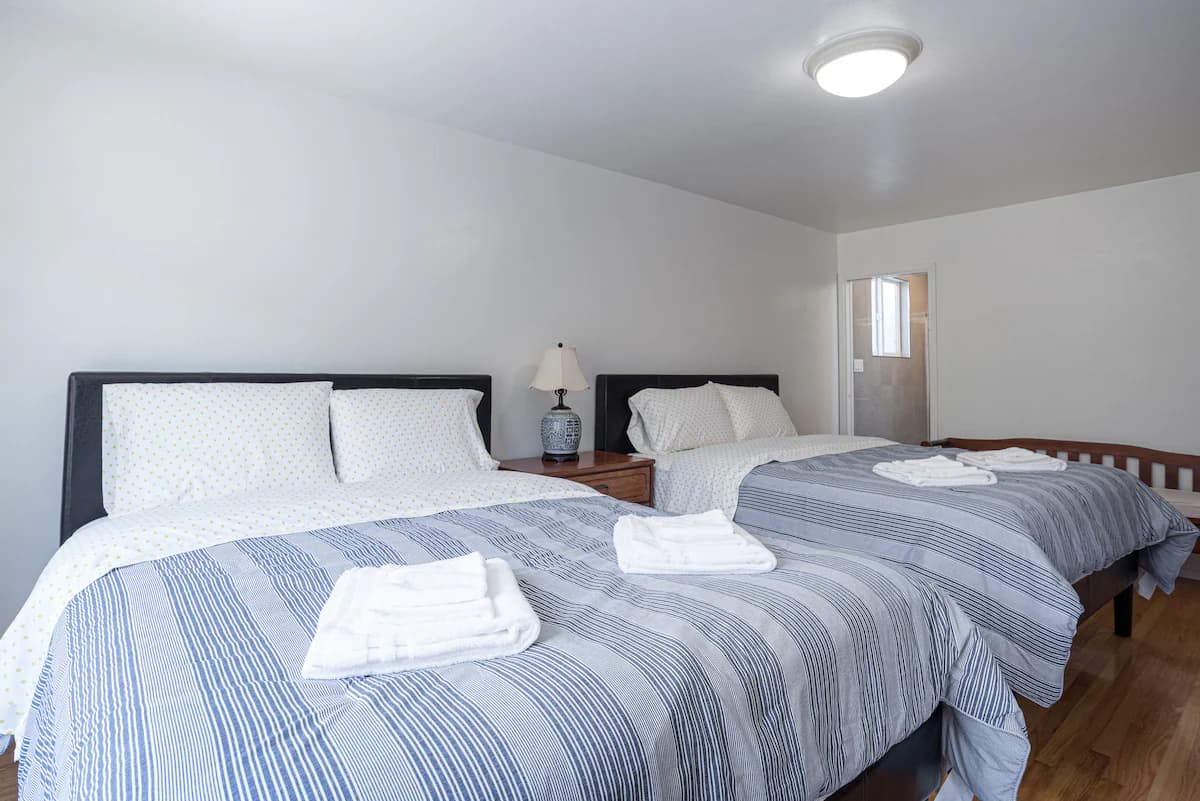 Home in Daly City · ★4.93 · 3 bedrooms · 4 beds · 2 baths - Image 20
