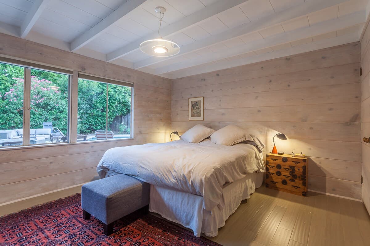 Home in Palo Alto · ★4.95 · 4 bedrooms · 5 beds · 3 baths - Image 10