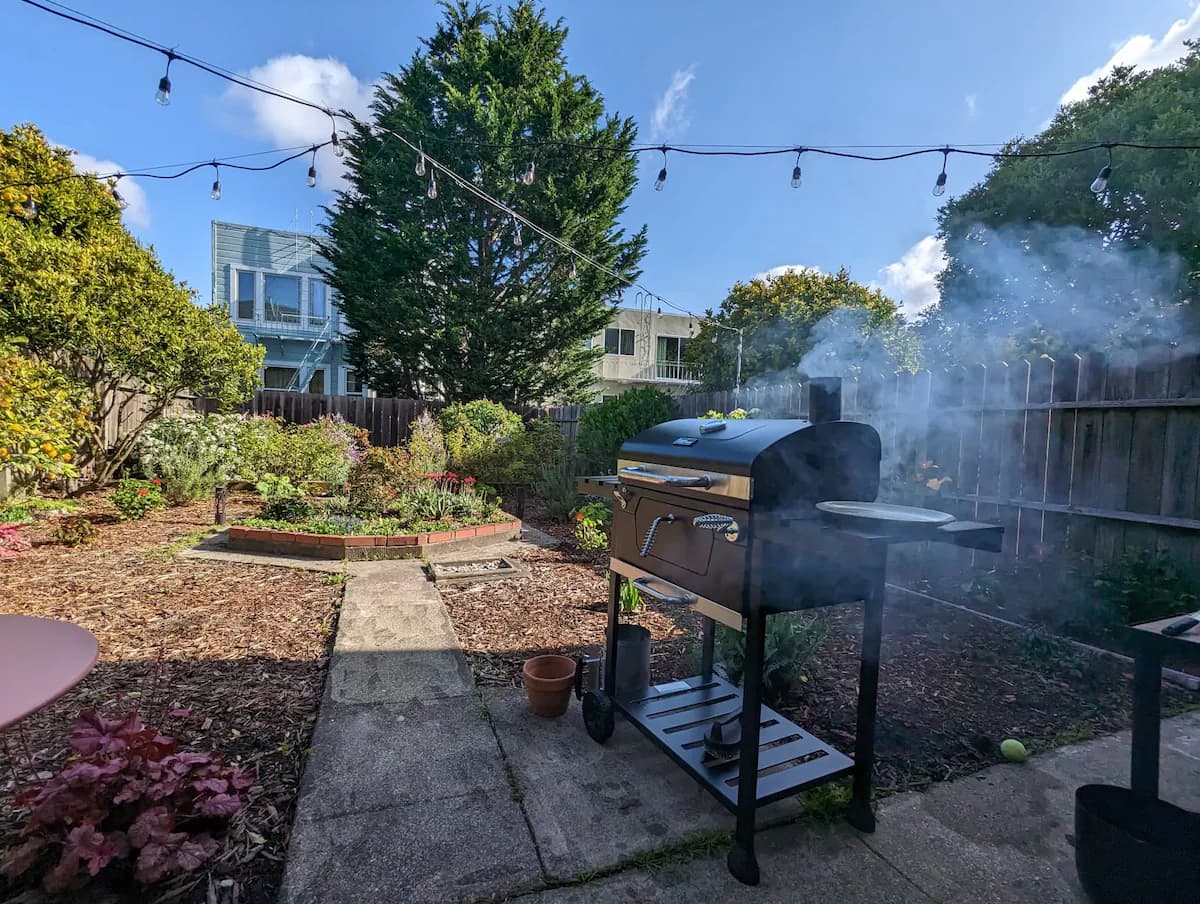Sunny Noe Valley Flat with Rose Garden Views - Photo 9