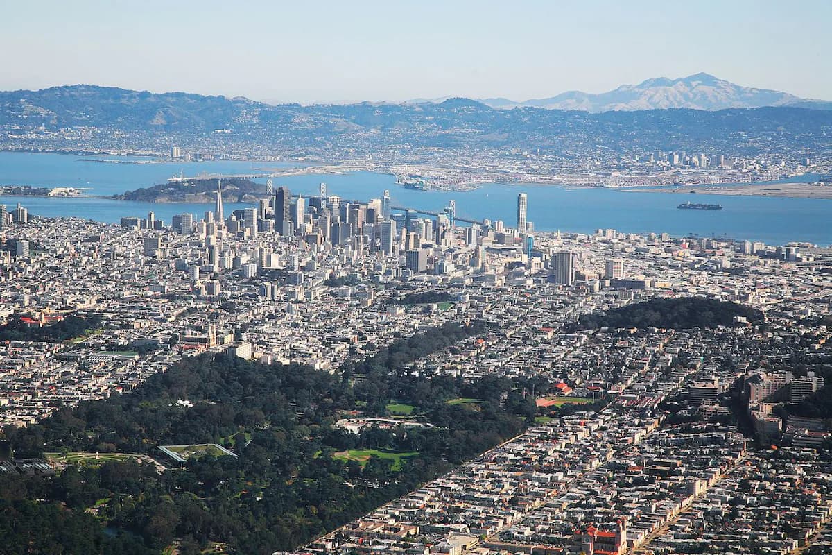 Bay-view Craftsman with City Skyline, 49 Steps Up - Photo 39