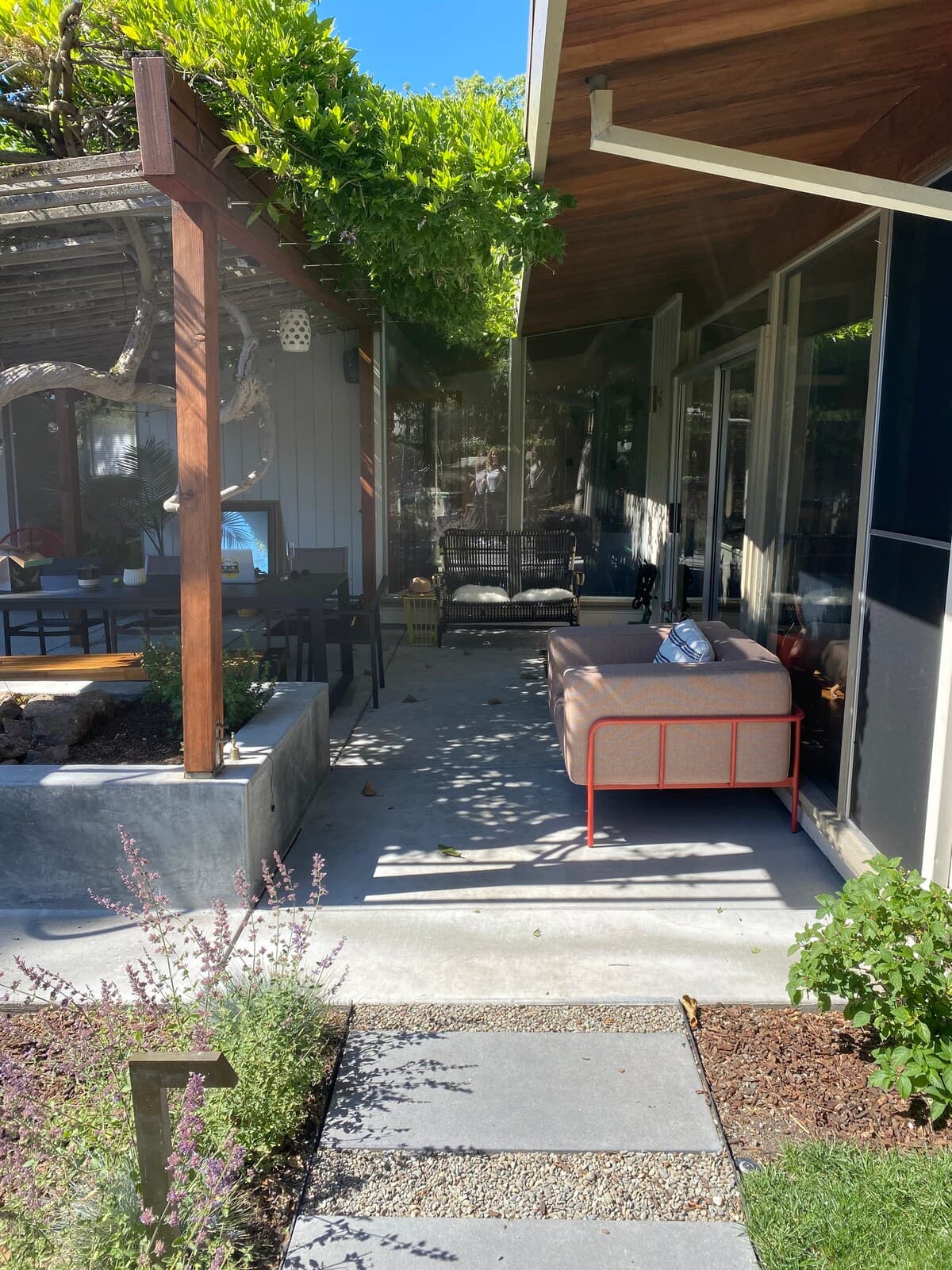 Eichler Home with Hot Tub & Fruit Trees - Photo 26