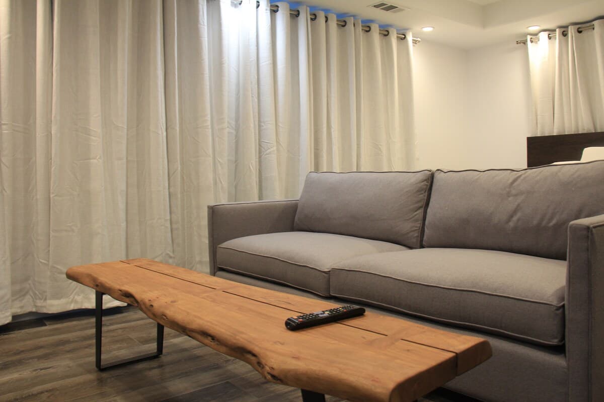 Home in East Palo Alto · ★4.86 · Studio · 1 bed · 1 bath - Image 21