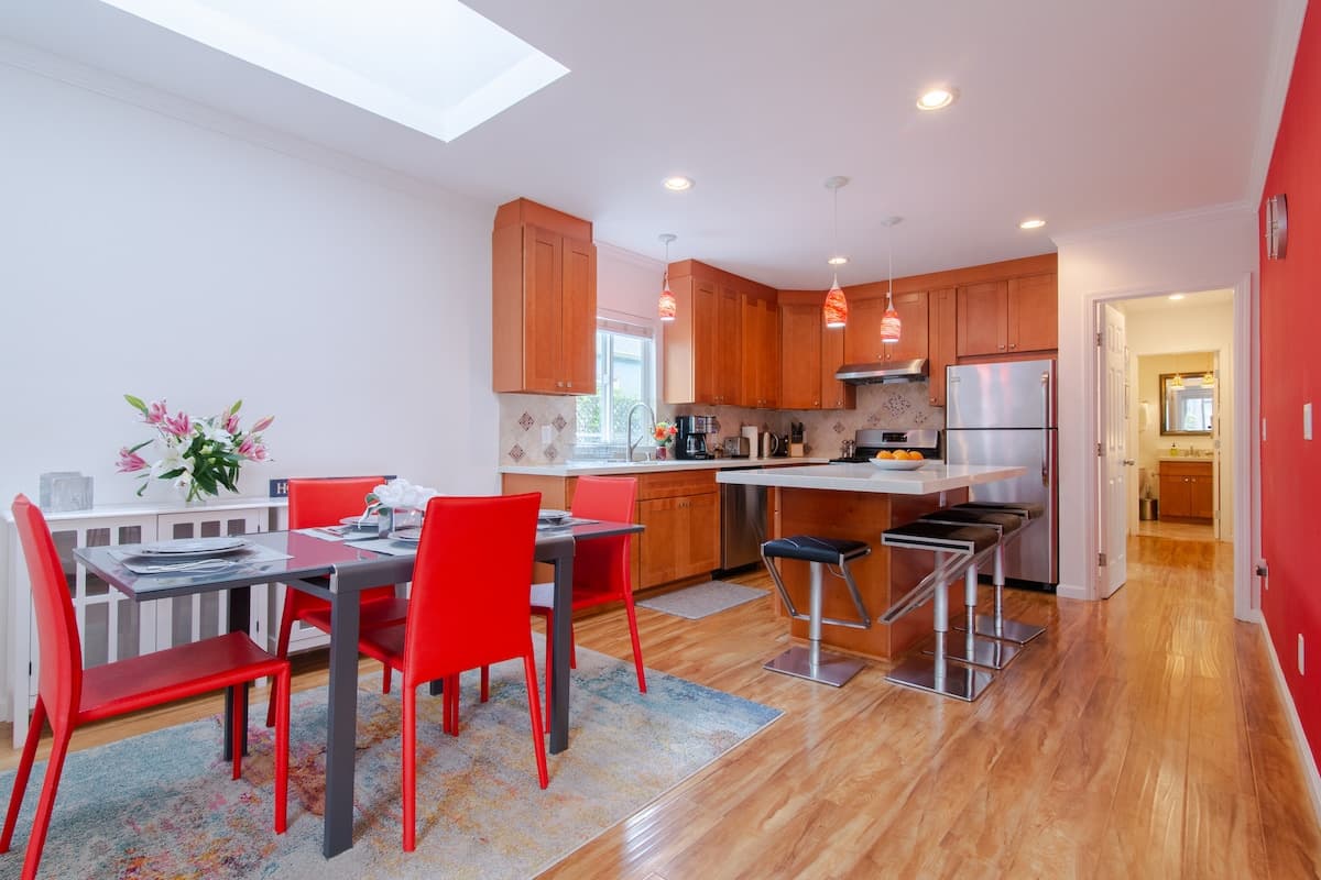 Condo in Palo Alto · ★4.81 · 3 bedrooms · 4 beds · 2 baths - Image 33