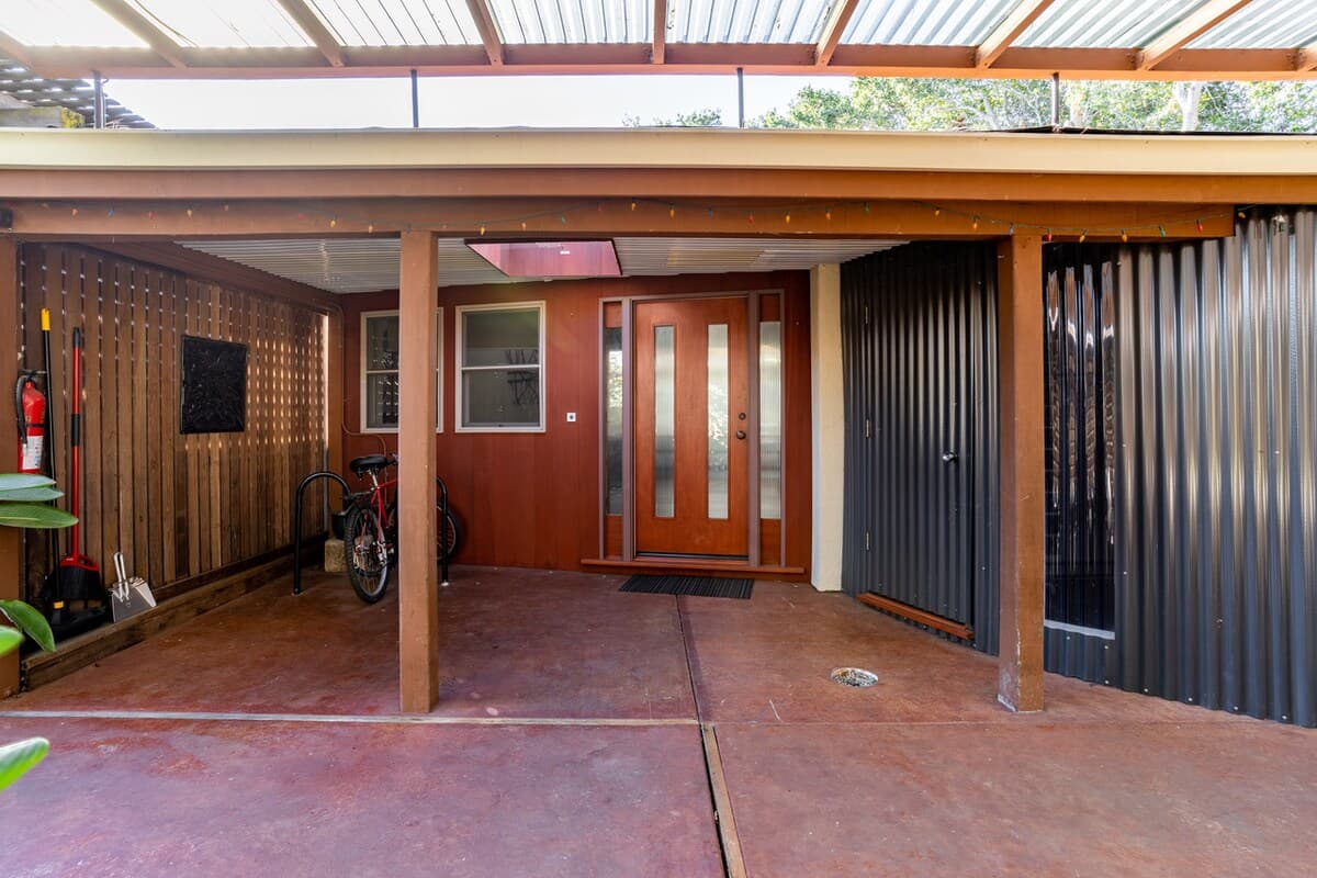 Guesthouse in Palo Alto · ★5.0 · 2 bedrooms · 2 beds · 1.5 baths - Image 10