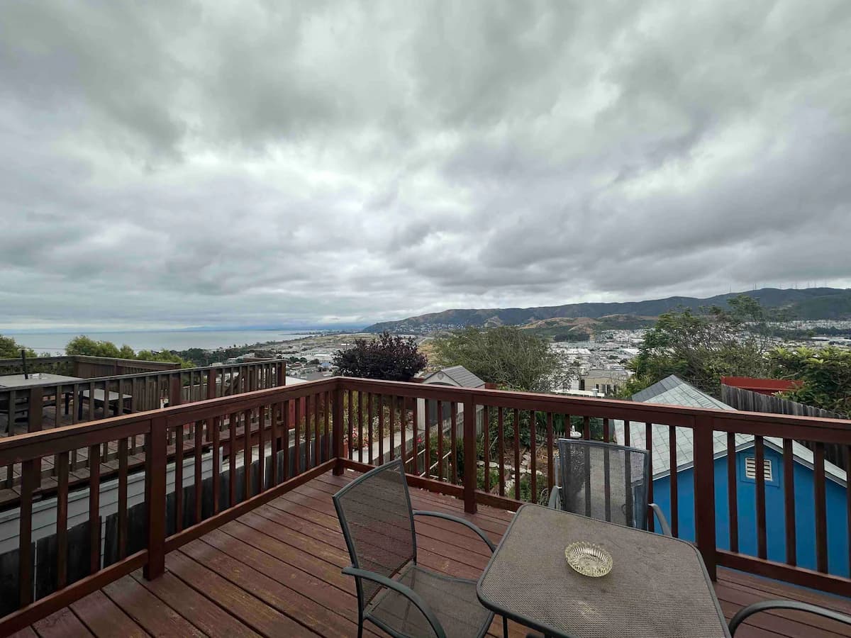 Peaceful Family Home with Bay View, Parking - Photo 39