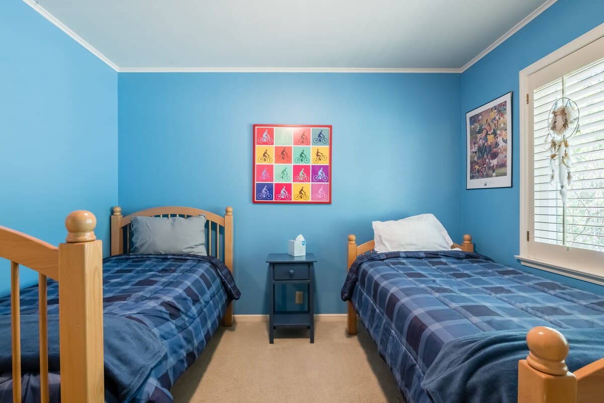 Home in Menlo Park · ★4.91 · 4 bedrooms · 5 beds · 2.5 baths - Image 17