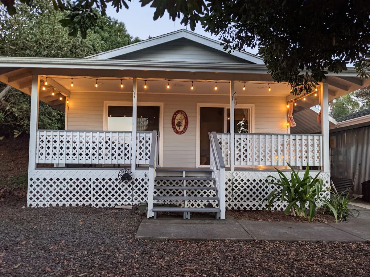 Guesthouse in Kailua-Kona · ★4.99 · 2 bedrooms · 2 beds · 1 bath - Image 23