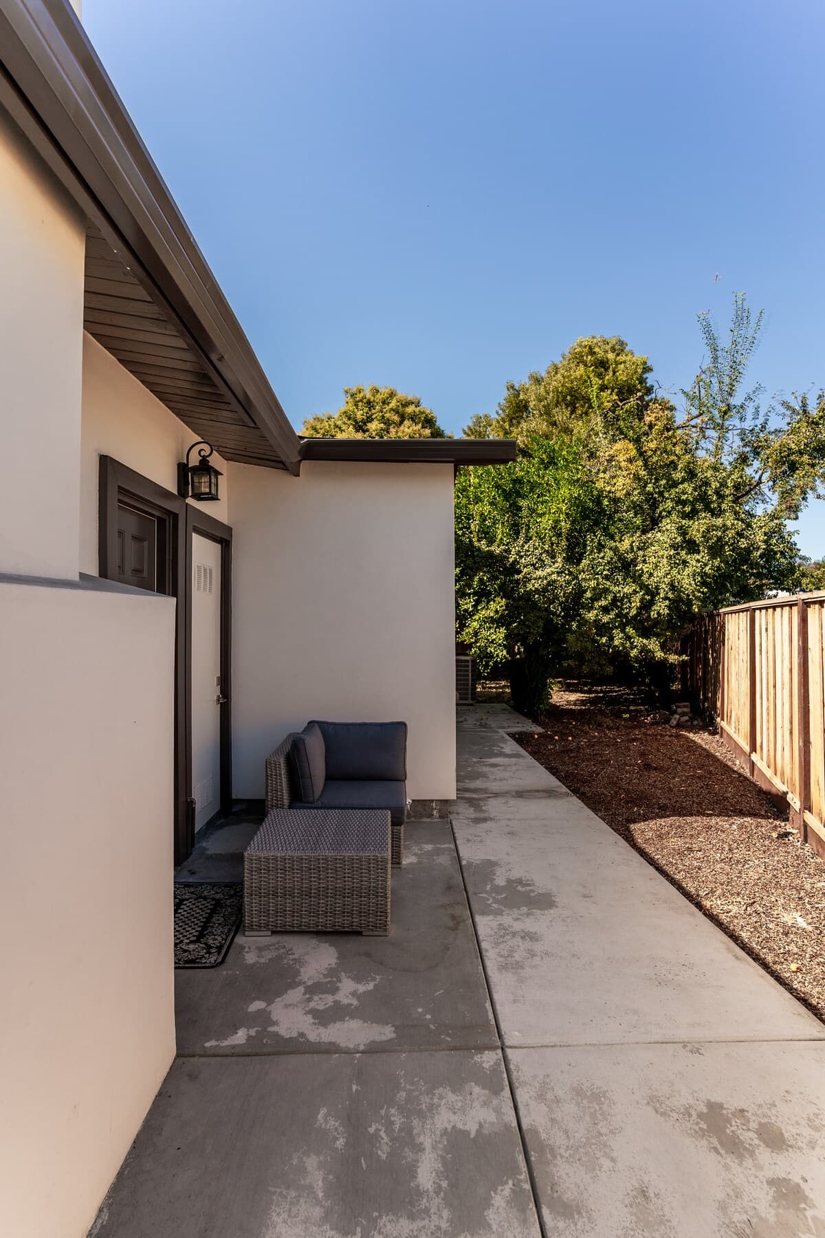 Home in East Palo Alto · ★4.86 · Studio · 1 bed · 1 bath - Image 12