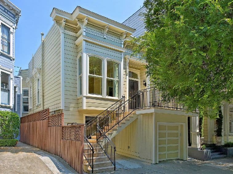 Elegant Victorian in Pacific Heights w/ Garden - Photo 1
