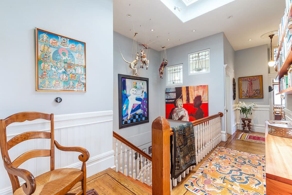 Chef's Kitchen Victorian, 1896 Flat with Terrace - Photo 50