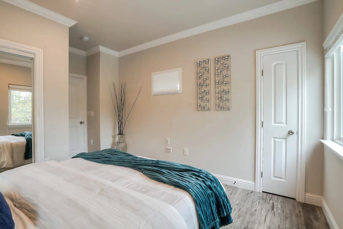 Home in Mountain View · ★4.88 · 4 bedrooms · 6 beds · 3.5 baths - Image 27