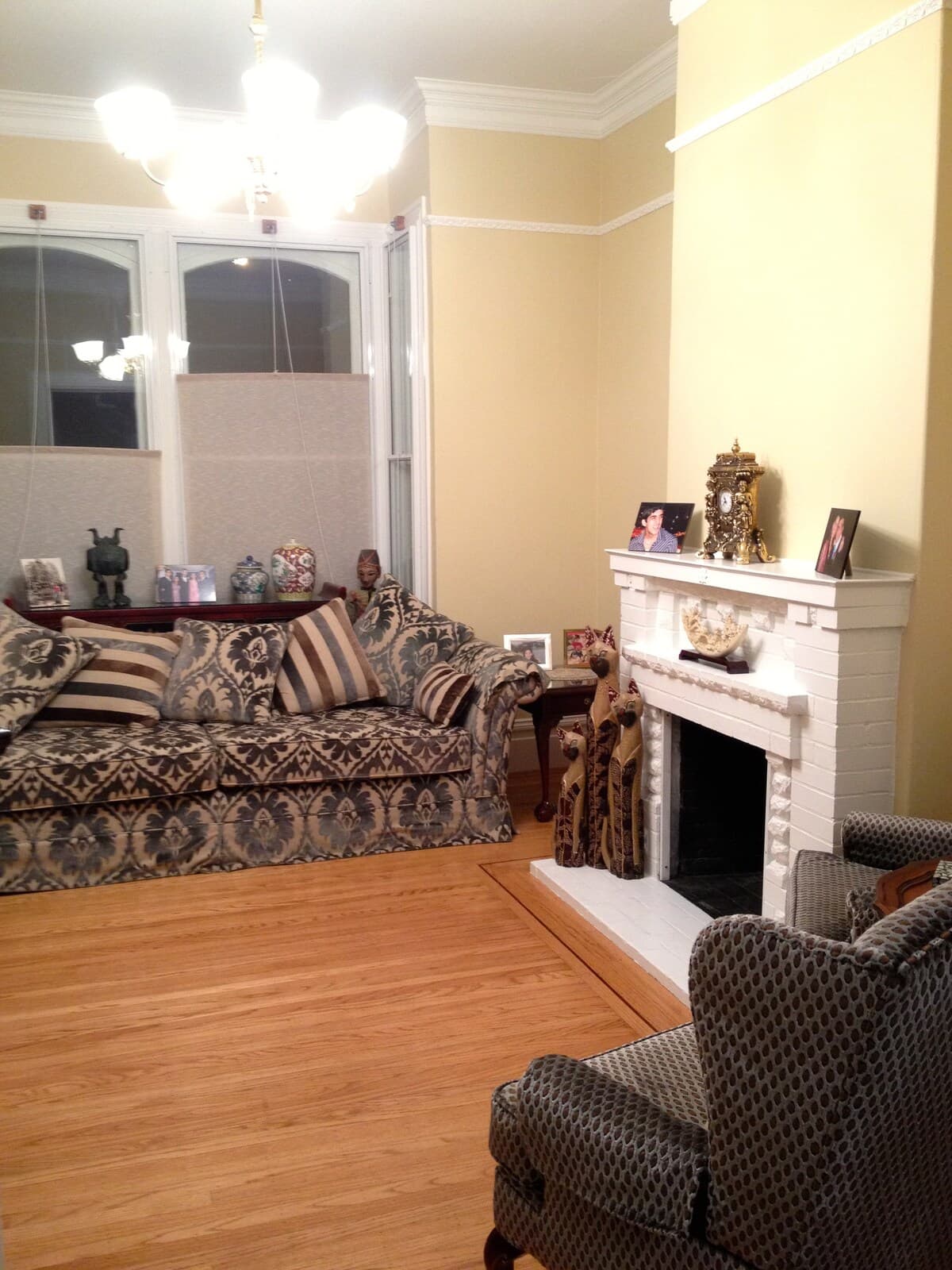 Elegant Victorian in Pacific Heights w/ Garden - Photo 12