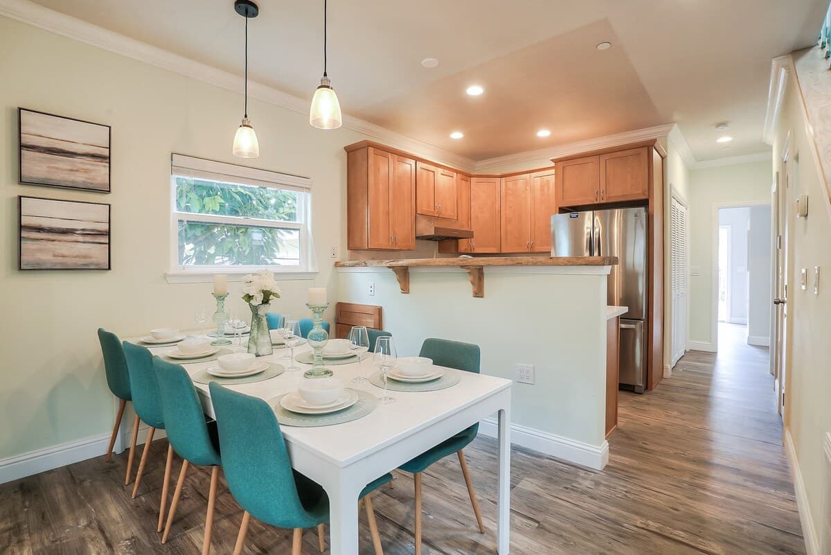 Home in Mountain View · ★4.79 · 3 bedrooms · 4 beds · 2.5 baths - Image 18