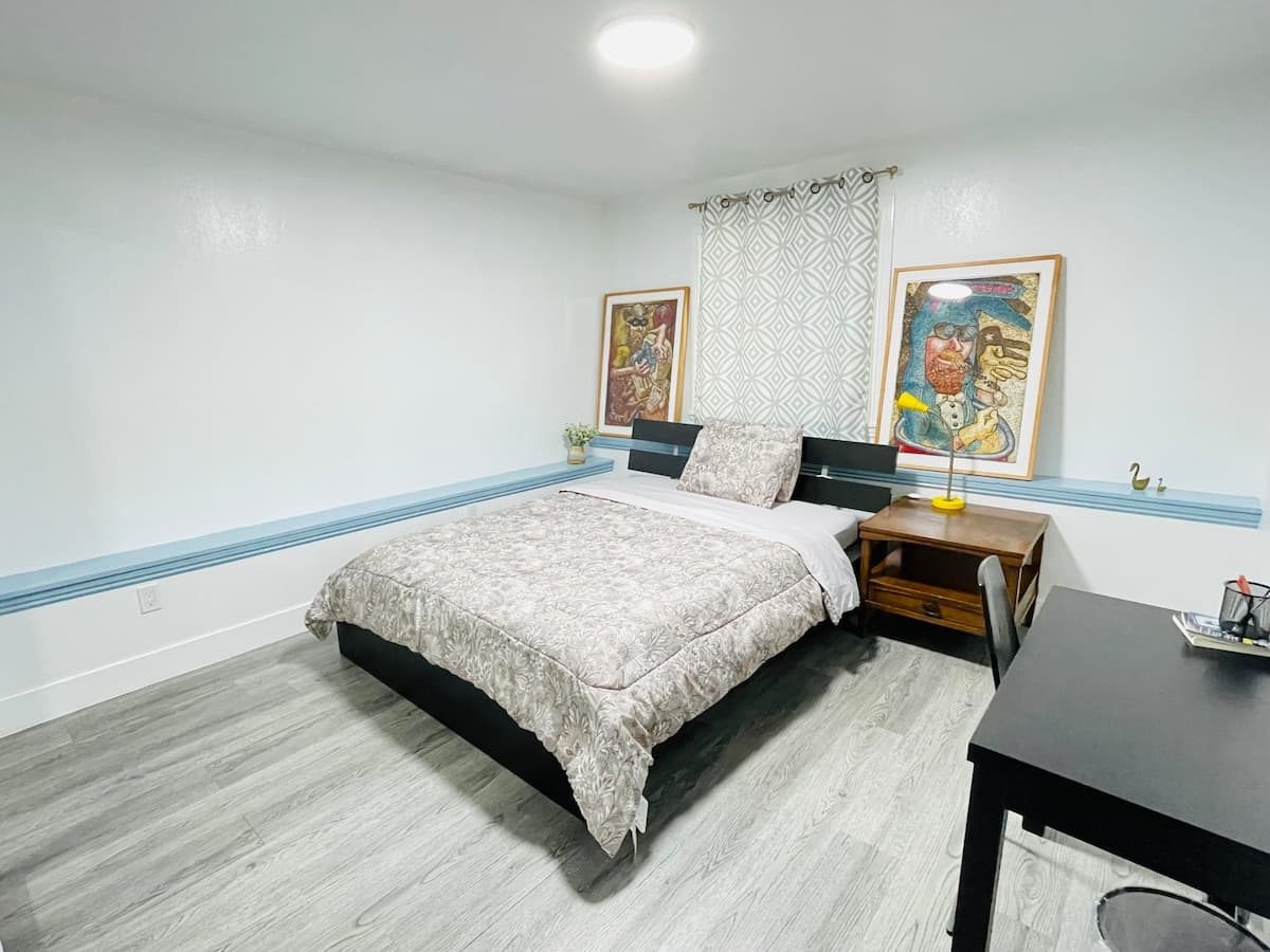 Cozy 2BR 1BA, On-Site Host, Portola, San Francisco - Photo 4
