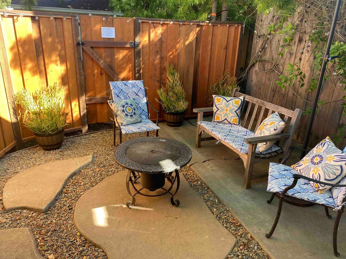 Guesthouse in Redwood City · ★4.93 · 1 bedroom · 1 bed · 1 bath - Image 14