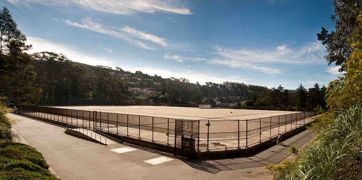 Villa in San Francisco · ★4.95 · 5 bedrooms · 6 beds · 3 baths - Image 46