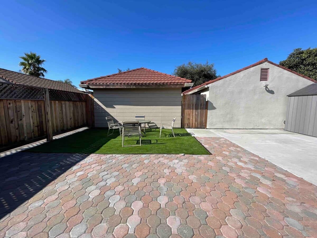 New Kitchen, King Bed, Walk to Downtown Sunnyvale - Photo 23