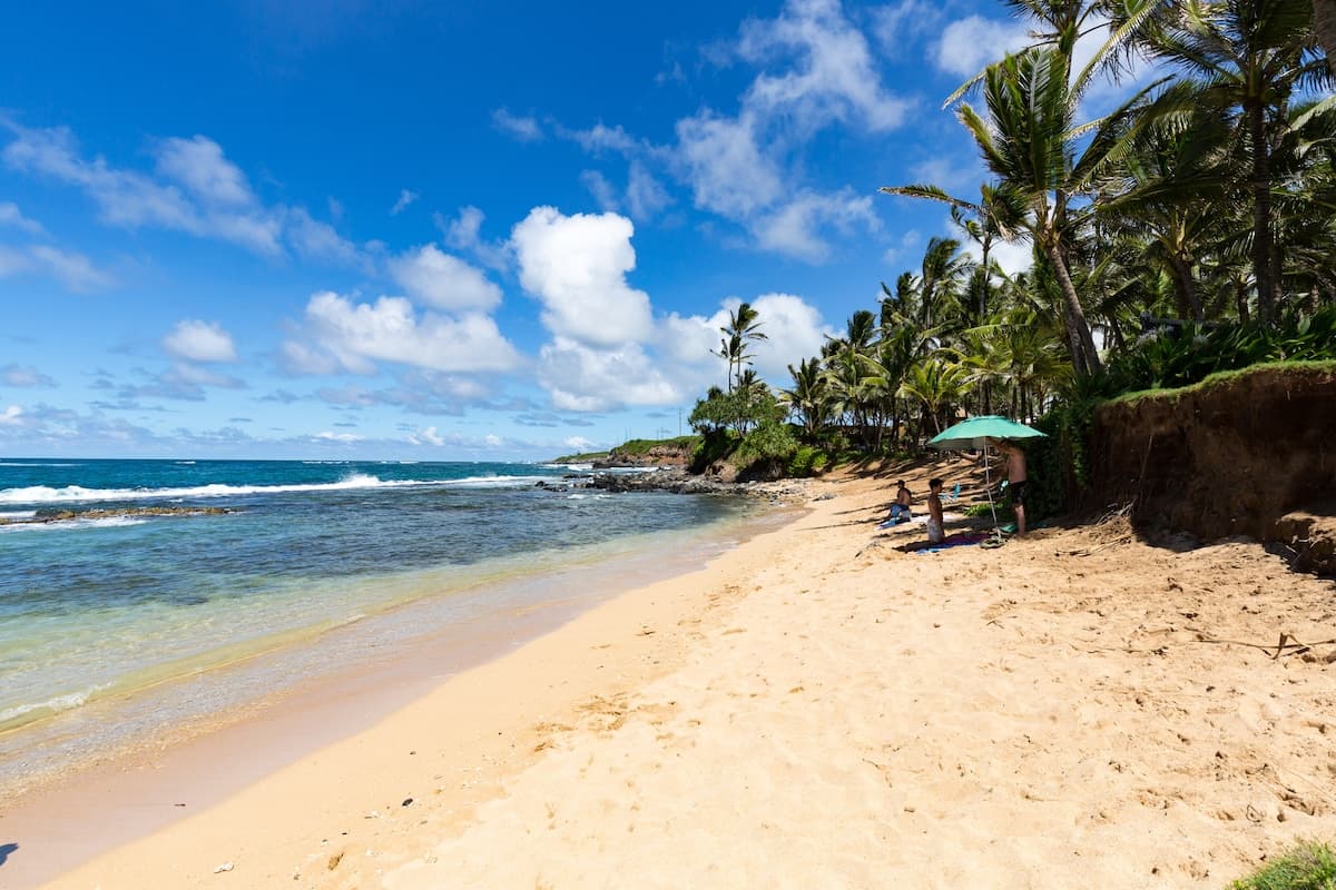 Charming Cottage in Kuau near Mama’s Beach - Image 24