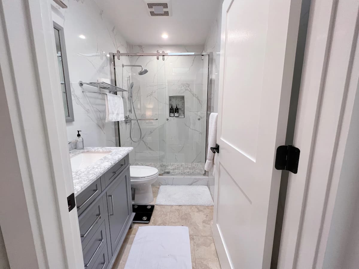 Newly Built 2021 Home, Steps from Balboa Park - Photo 31